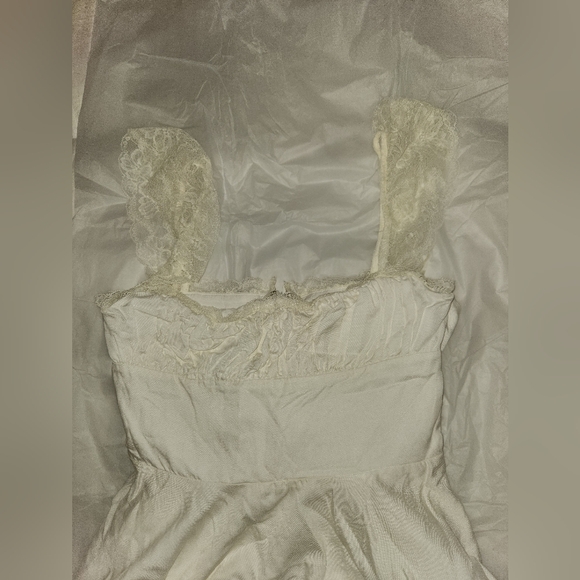 Ivory House of CB 'Kaia' -large - Picture 11 of 16